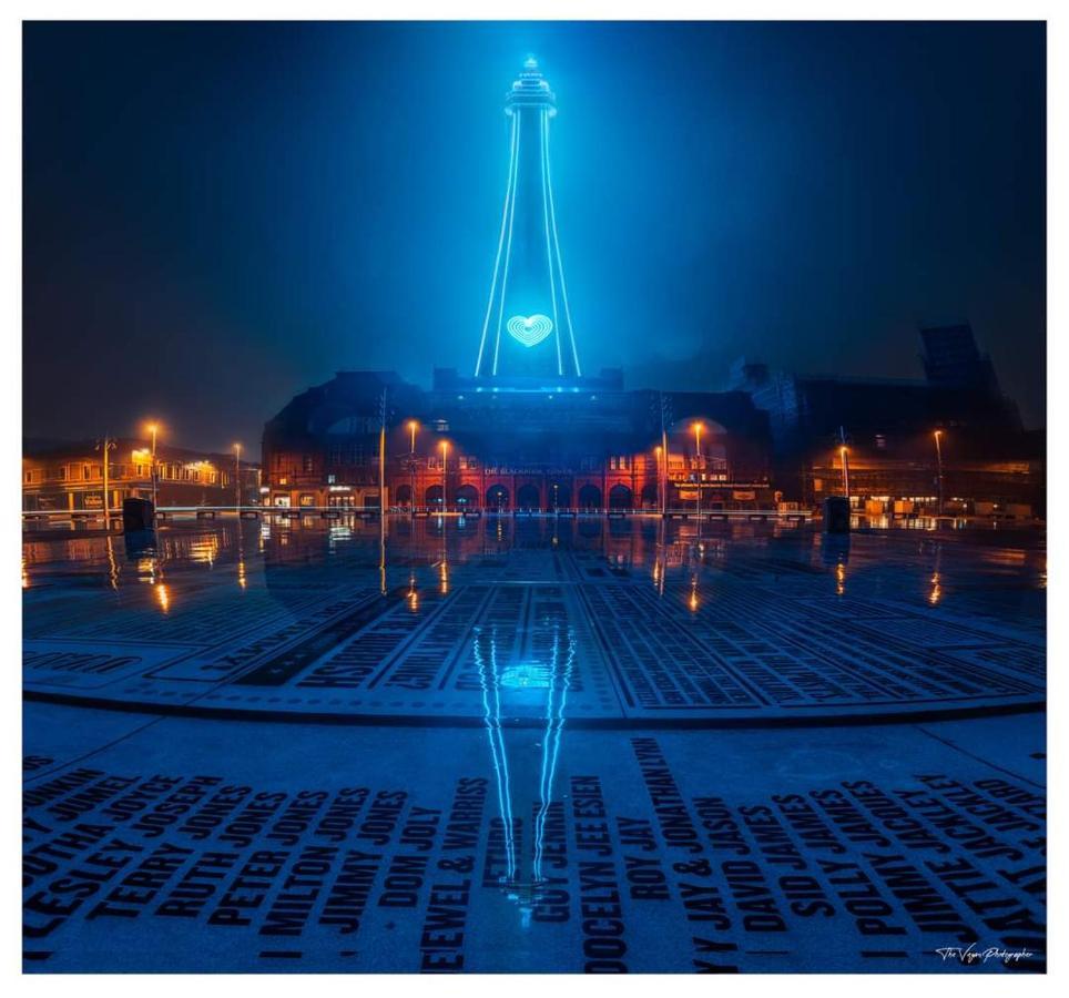The Rhyl Bed & Breakfast Blackpool Dış mekan fotoğraf